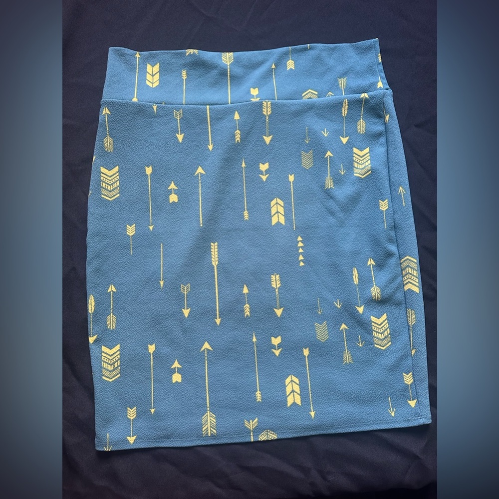 Lularoe 3xl Cassie pencil skirt arrow print
